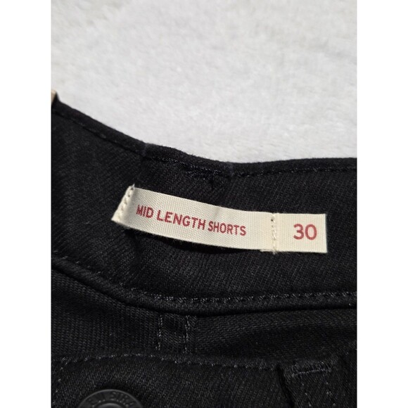 Levi's Women's Mid Length Shorts Size 30 Zip Fly Mid Rise Slim Fit Black NWT - Picture 4 of 13